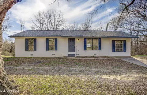 4534 Halls Ferry Rd, Vicksburg, MS 39180