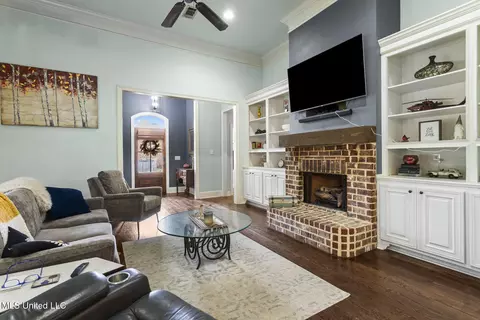 401 Emerald Trl, Brandon, MS 39047 photo 4