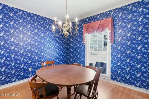 Dining - 135 Easthaven Dr, Brandon, MS 39042 photo 2 of 3