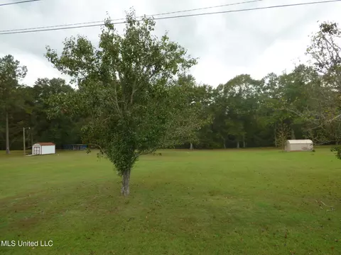 501 Commanche Dr # A, Mccomb, MS 39648 photo 4