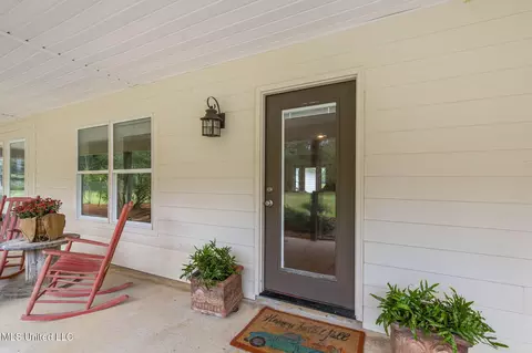 Exterior - 781 Miggins Rd, Canton, MS 39046 photo 10 of 33