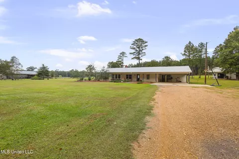 Exterior - 781 Miggins Rd, Canton, MS 39046 photo 32 of 33
