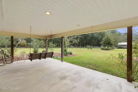 Exterior - 781 Miggins Rd, Canton, MS 39046 photo 5 of 33