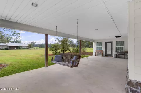 Exterior - 781 Miggins Rd, Canton, MS 39046 photo 8 of 33