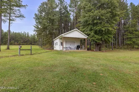 Exterior - 781 Miggins Rd, Canton, MS 39046 photo 15 of 33