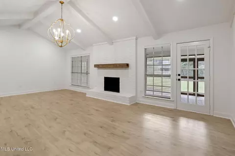 Living - 445 Armour Dr, Jackson, MS 39211 photo 3 of 5