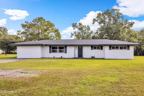 12330 Oaklawn Rd, Biloxi, MS 39532