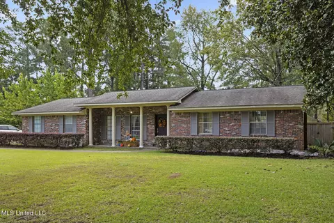 245 Mackey Dr, Madison, MS 39110