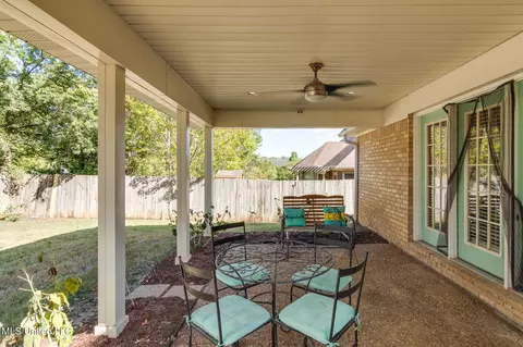 Exterior - 280 Northwood Hills Dr, Hernando, MS 38632 photo 3 of 7
