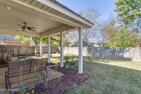 Exterior - 280 Northwood Hills Dr, Hernando, MS 38632 photo 4 of 7