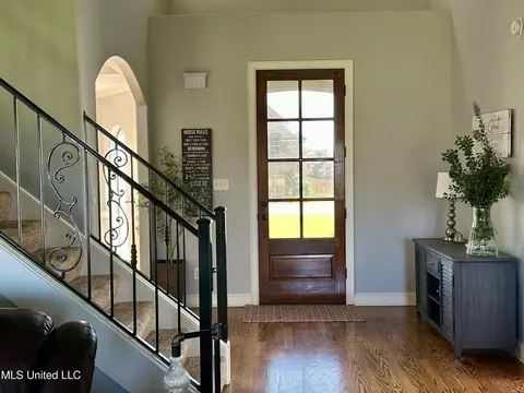2763 Fall Spring Dr, Olive Branch, MS 38654 photo 3
