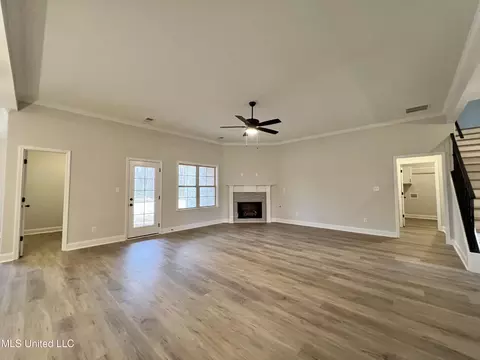Living - 2466 Scott Meadows Ln, Hernando, MS 38632 photo 1 of 2