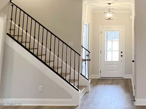 Entry Way - 2466 Scott Meadows Ln, Hernando, MS 38632 photo 1 of 1