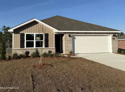 17470 E Sycamore St, Gulfport, MS 39503