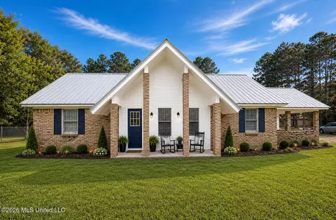 Exterior - 147 Wolverton Dr, Magee, MS 39111 photo 2 of 7
