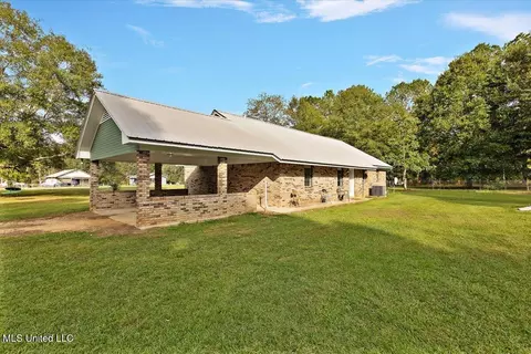 Exterior - 147 Wolverton Dr, Magee, MS 39111 photo 4 of 6