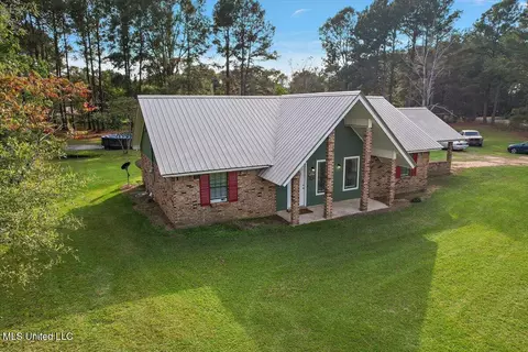 Exterior - 147 Wolverton Dr, Magee, MS 39111 photo 5 of 6