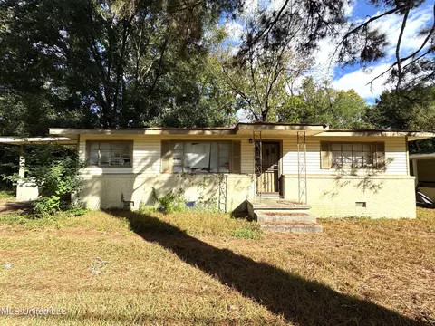 2632 Shannon St, Jackson, MS 39212
