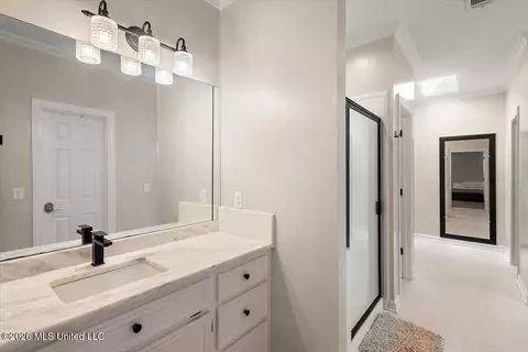 Bath - 600 Pinecrest Dr, Madison, MS 39110 photo 3 of 6