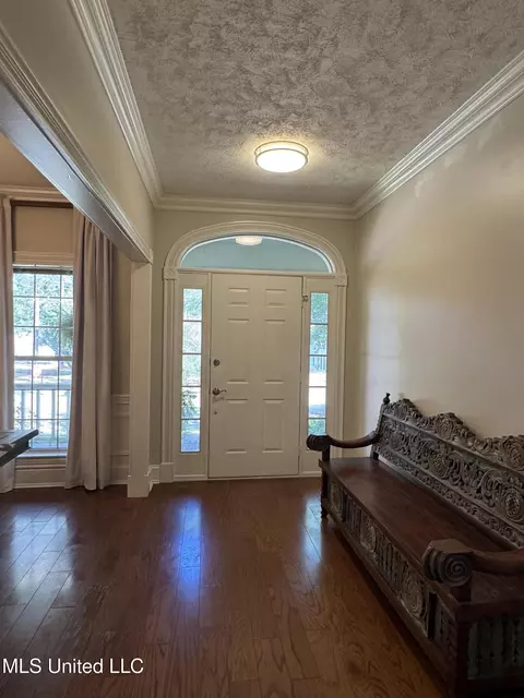 Entry Way - 600 Pinecrest Dr, Madison, MS 39110 photo 1 of 3