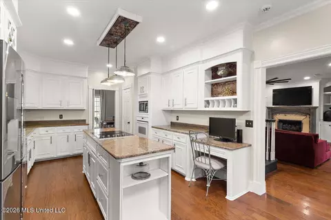 Kitchen - 600 Pinecrest Dr, Madison, MS 39110 photo 2 of 3