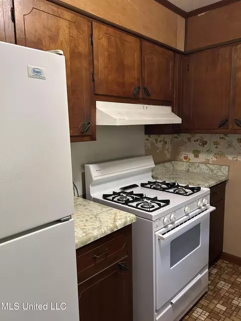 Kitchen - 4200 Second St, Moss Point, MS 39563 photo 1 of 3