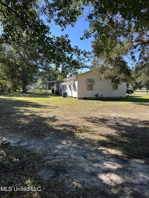 Exterior - 4200 Second St, Moss Point, MS 39563 photo 2 of 2