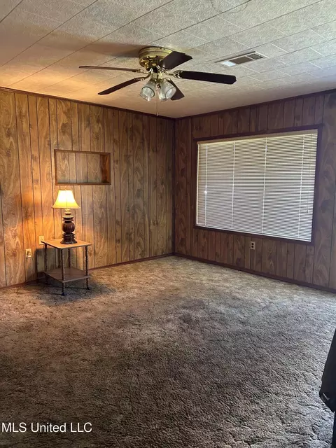 Living - 4200 Second St, Moss Point, MS 39563 photo 2 of 2