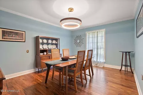 Dining - 1423 Roxbury Pl, Jackson, MS 39211 photo 1 of 3