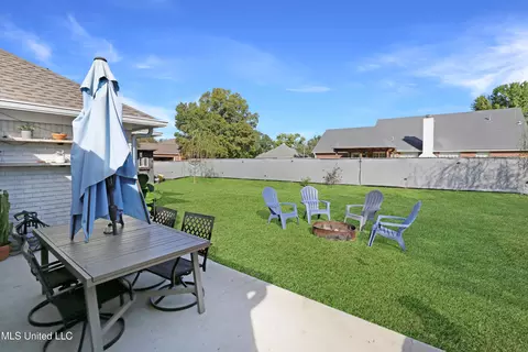 Exterior - 3011 Windwood Cir, Flowood, MS 39232 photo 2 of 4