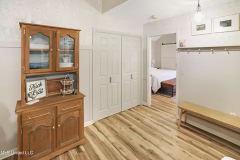 Entry Way - 3011 Windwood Cir, Flowood, MS 39232 photo 1 of 1