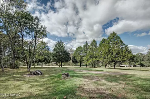 Exterior - 1731 White Rd, Florence, MS 39073 photo 6 of 7