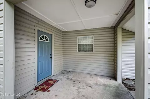 Exterior - 1731 White Rd, Florence, MS 39073 photo 5 of 7