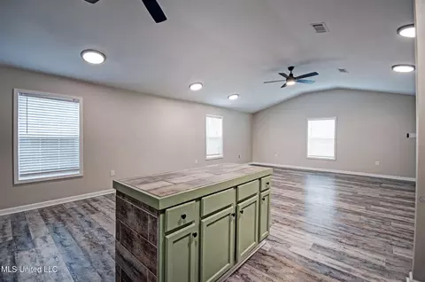 Living - 1731 White Rd, Florence, MS 39073 photo 3 of 3