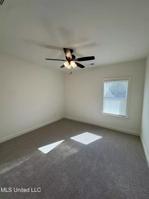 Bedroom - 2288 Slocum Rd, Hernando, MS 38632 photo 4 of 7