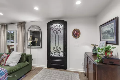 Entry Way - 1243 Gunter Rd, Florence, MS 39073 photo 1 of 5