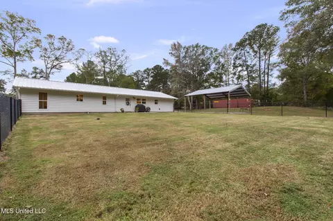 Exterior - 1243 Gunter Rd, Florence, MS 39073 photo 5 of 7