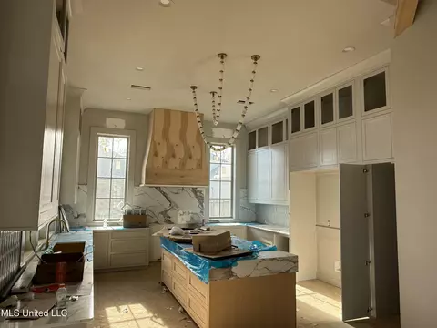 Kitchen - 136 Old Trace Rd, Madison, MS 39110 photo 3 of 3