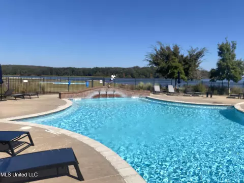 Exterior - 136 Old Trace Rd, Madison, MS 39110 photo 11 of 13