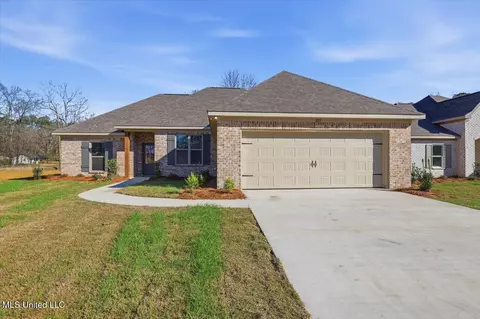 205 Anderson Oaks Dr, Pearl, MS 39208