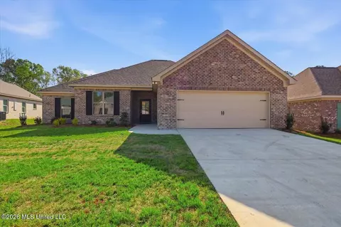 209 Anderson Oaks Dr, Pearl, MS 39208