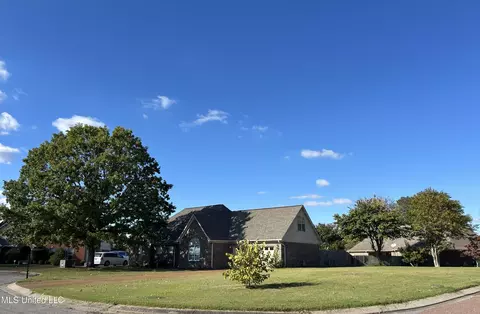 1176 Berretta Cv, Southaven, MS 38671