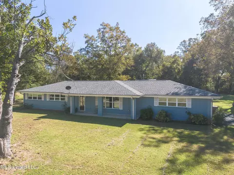 13074 John Rd, Gulfport, MS 39503