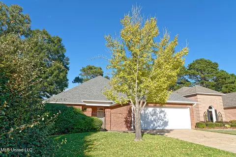 902 Oak Trl, Canton, MS 39046