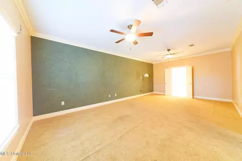 Living - 902 Oak Trl, Canton, MS 39046 photo 4 of 5