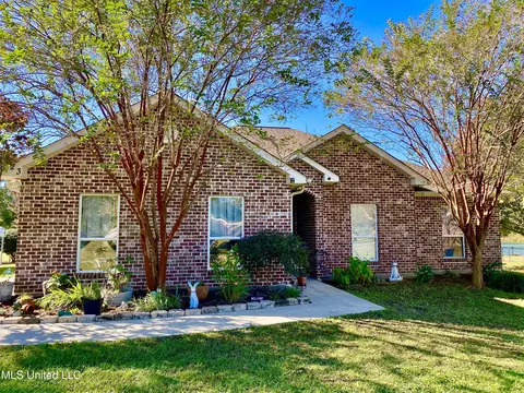 23 Native Dancer Dr, Carriere, MS 39426