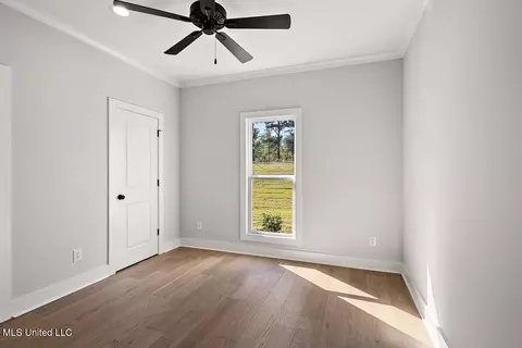 Bedroom - 205 Lake Crest Dr, Madison, MS 39110 photo 2 of 3