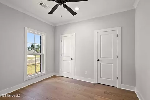 Bedroom - 205 Lake Crest Dr, Madison, MS 39110 photo 3 of 3