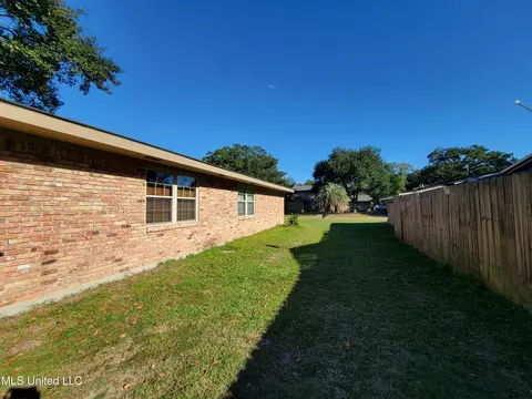 Exterior - 3954 River Pine Dr, Moss Point, MS 39563 photo 11 of 14