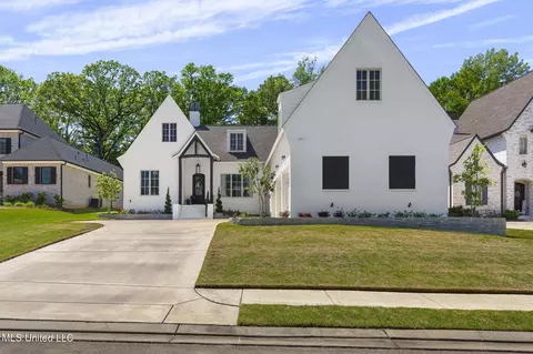 Exterior - 323 Penrose Pl, Madison, MS 39110 photo 2 of 14